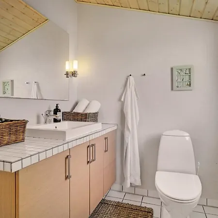Aella - 150m From The Sea By Interhome Feriehus *