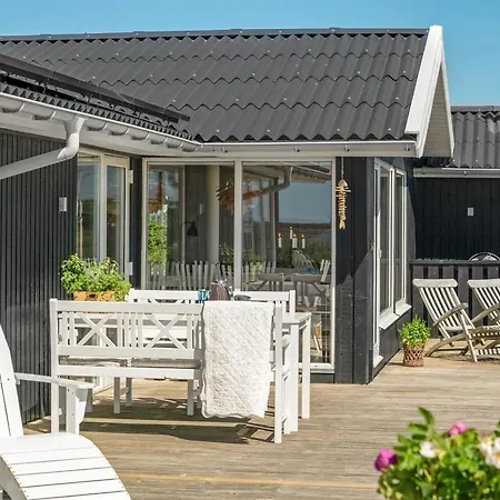 Feriehus Aella - 150m From The Sea By Interhome Hjørring